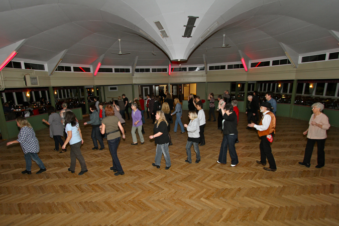 2011-01-08-Dansrotun#70004