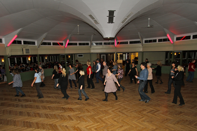 2011-01-08-Dansrotun#70020